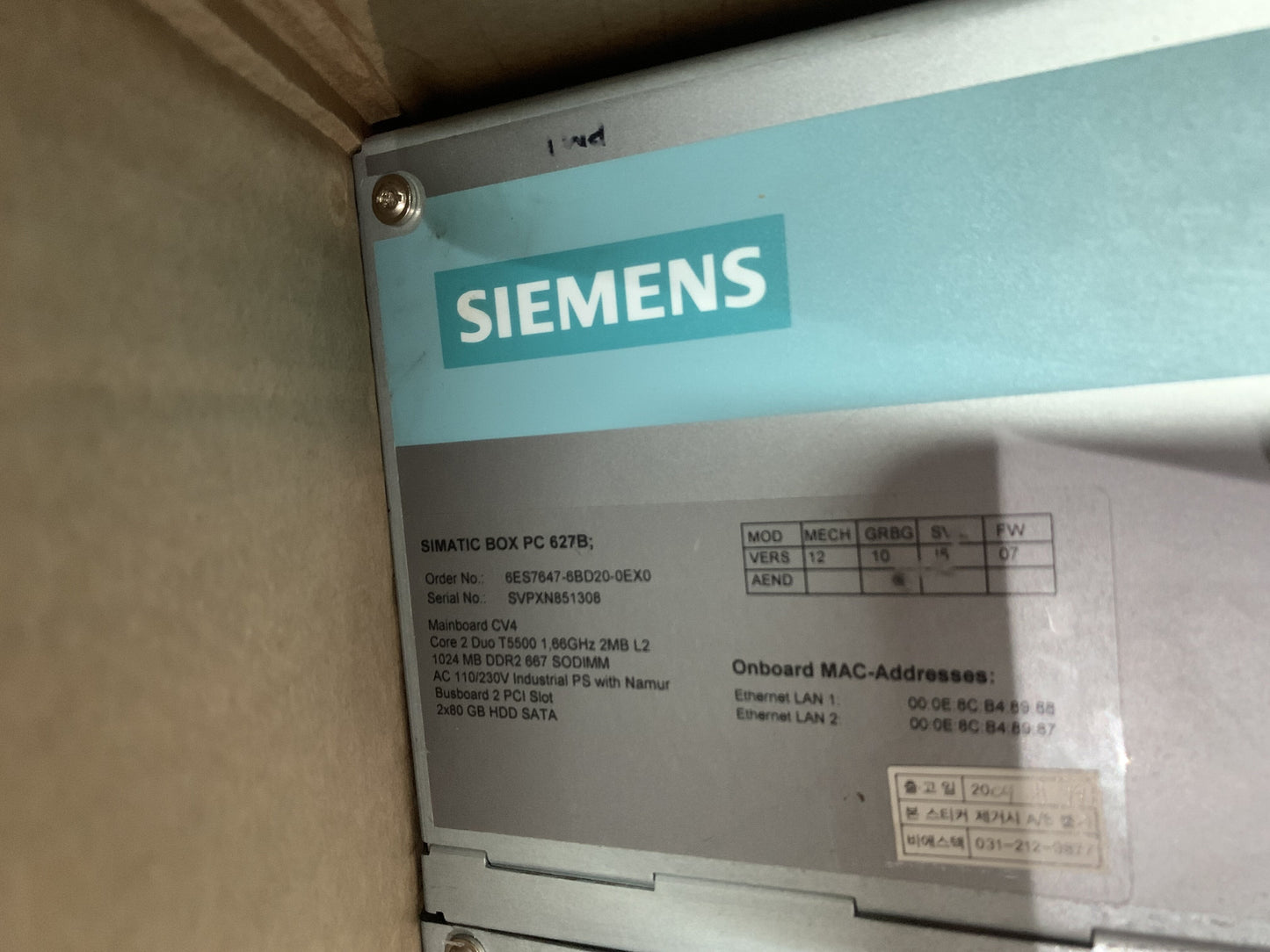 SIEMENS SIMATIC BOX PC 627B (AC) 6ES7647-6BD20-0EX0