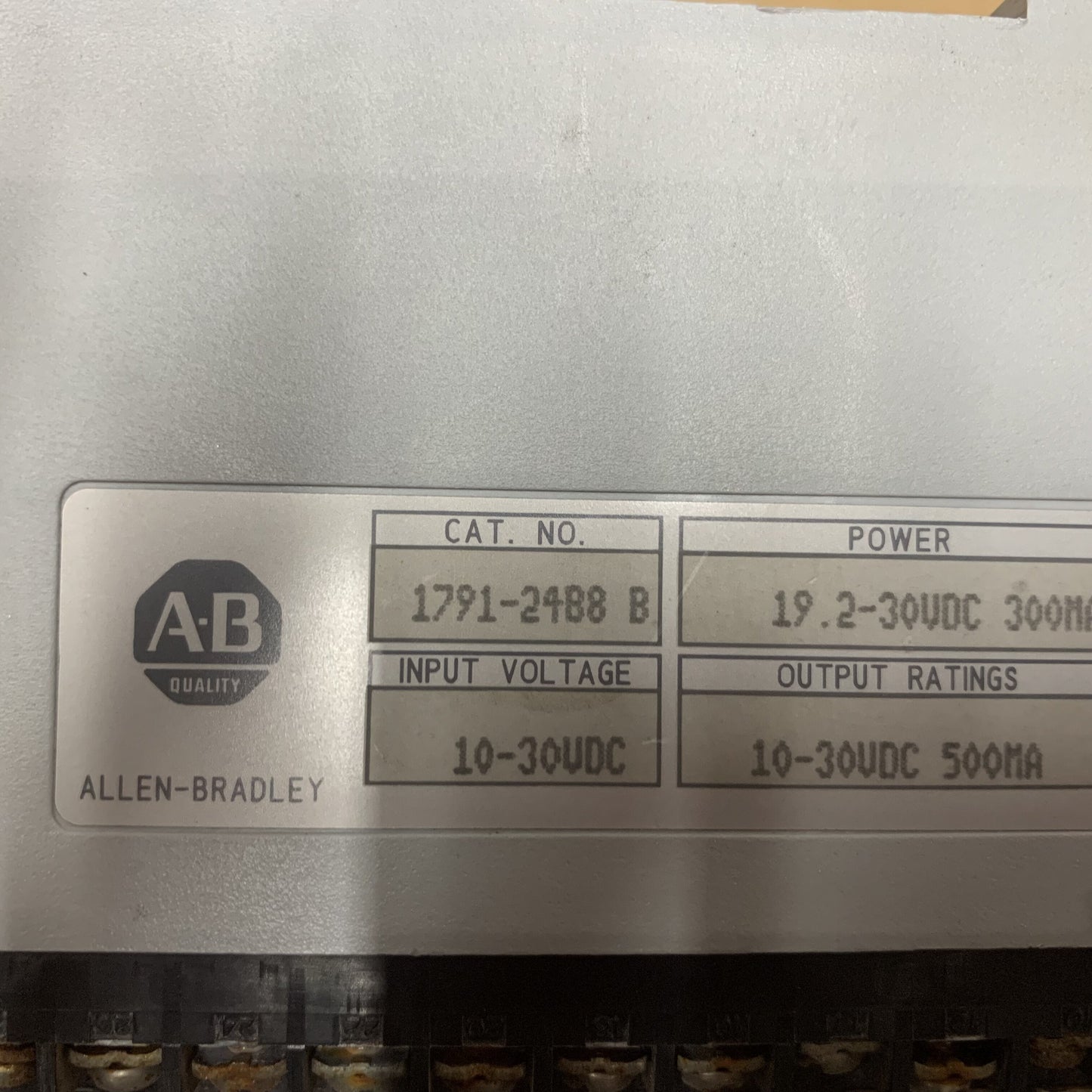 Allen-Bradley 1791-24B8 24VDC 32-Point I/O Module Block