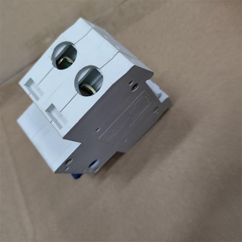 CHINA BMG-100 breaker