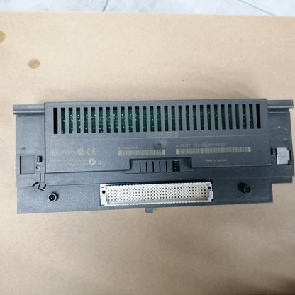 SIEMENS 6ES7132-0BL01-0XB0 6ES7193-0CE30-0XA0 PLC MODULE