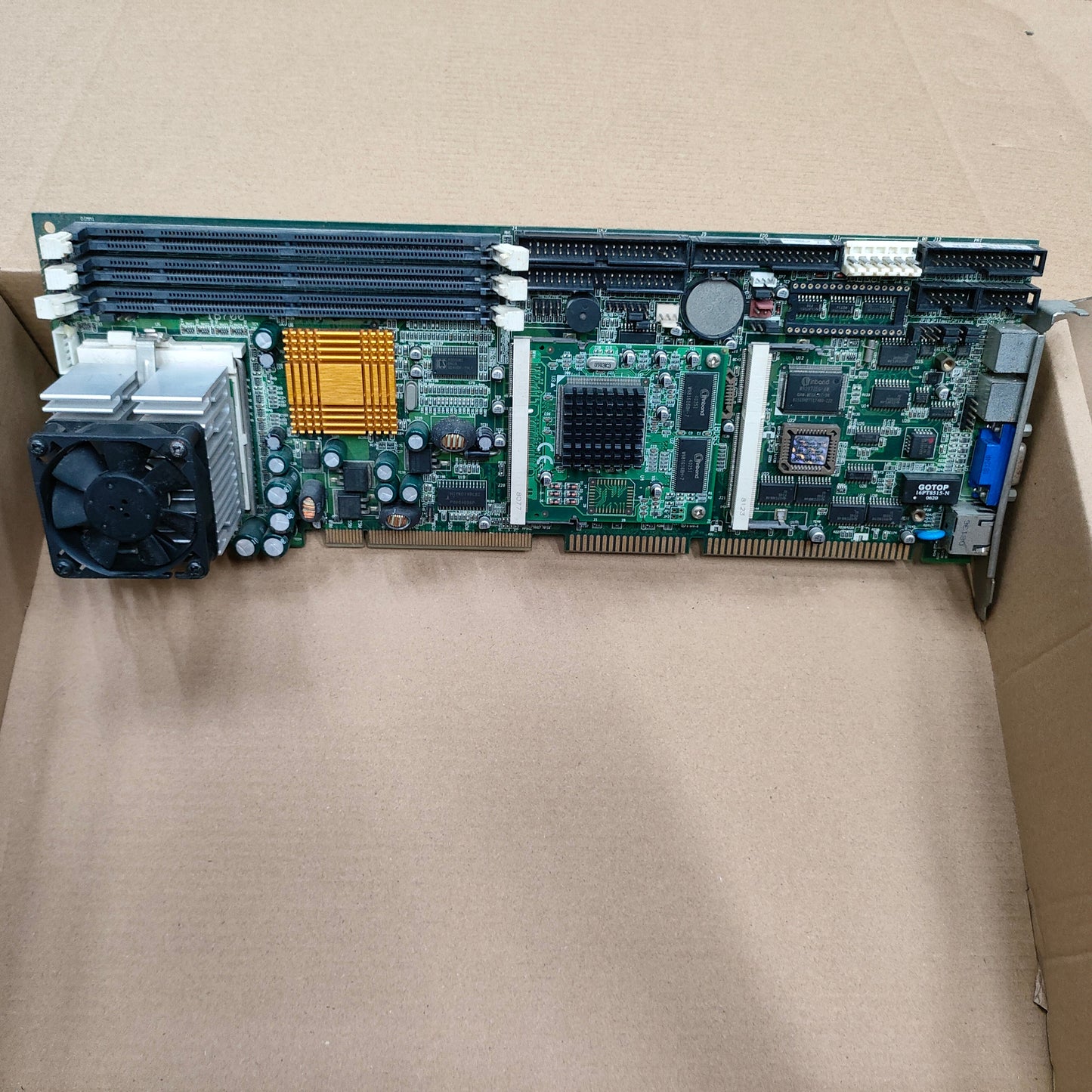 IB700 with CPU memory fan