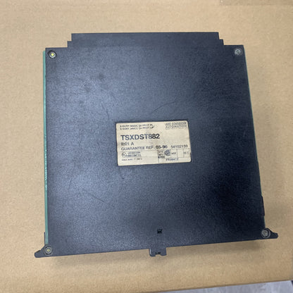 SCHNEIDER ELECTRIC TELEMECANIQUE TSXDST882 PLC MODULE