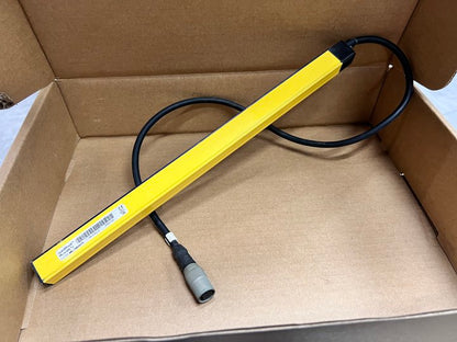 Allen Bradley 445L-T4E0300FP Safety Light Curtain