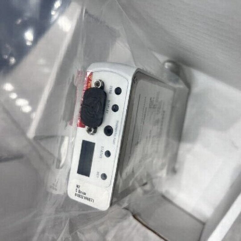 BROOKS GF100CXXC Mass Flow Controller