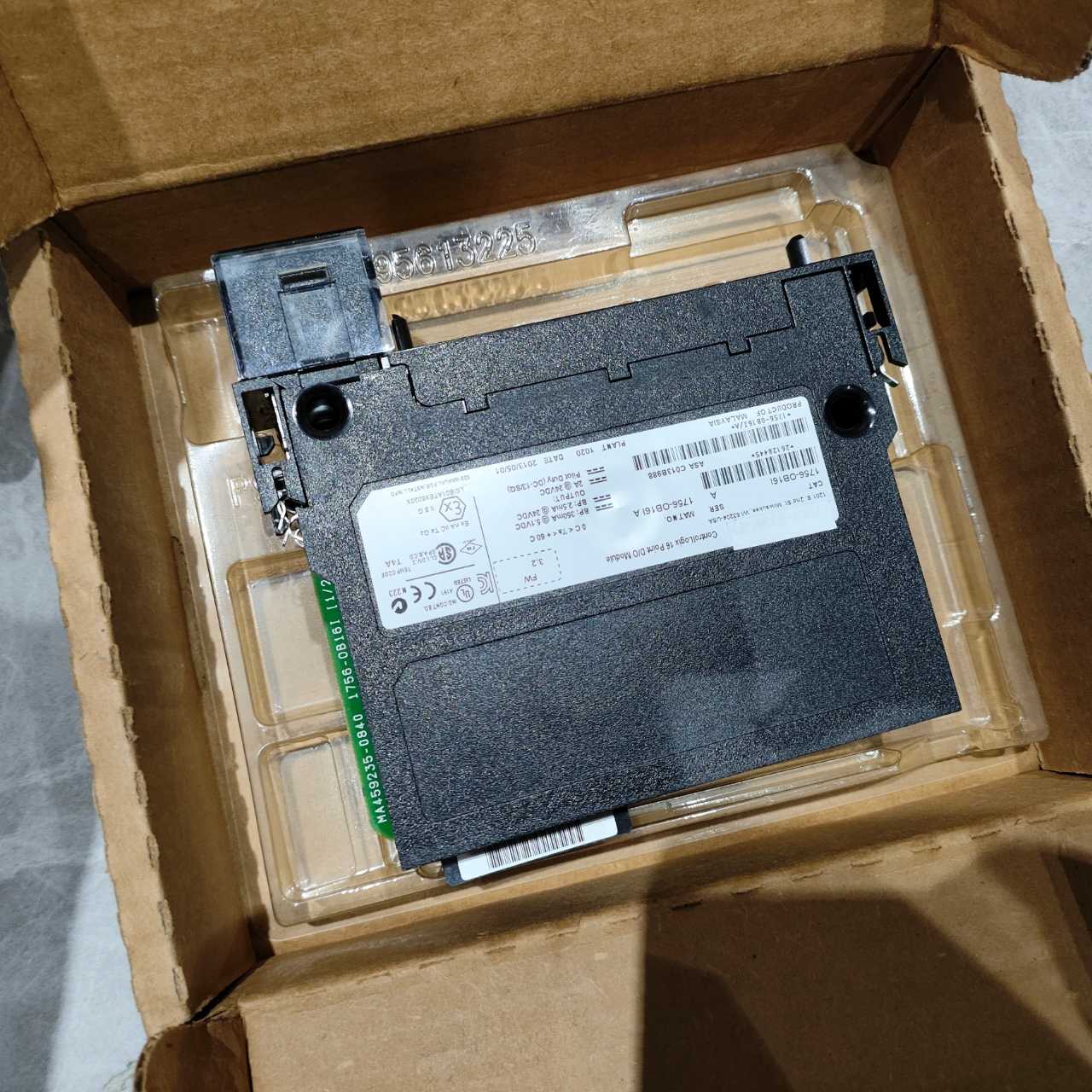 Allen-Bradley 1756-0B16I Module