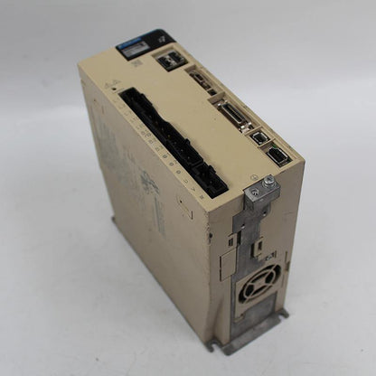 Yaskawa SGD7S-7R6A10A002 220V 7.6A 1KW Servo Driver - Pulingma Automation