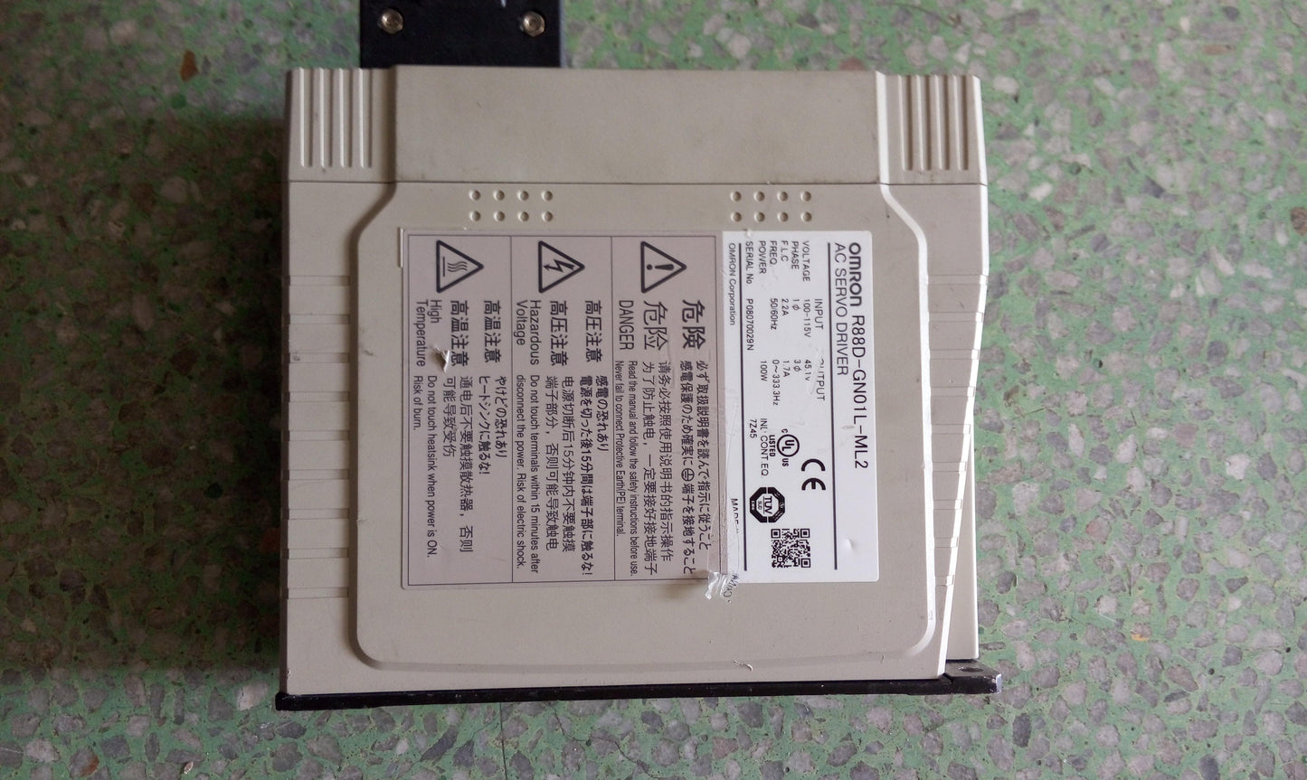 Omron R88D-GN01L-ML2 AC Servo Driver Input 100-115V - Pulingma Automation