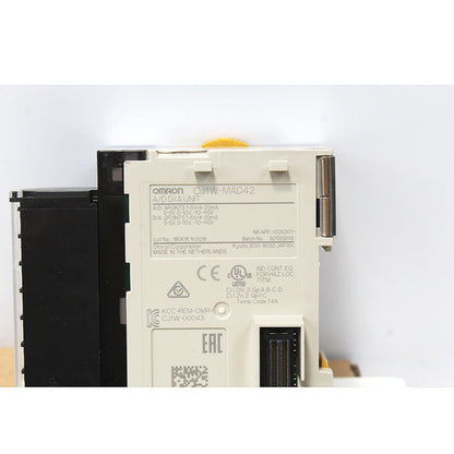 Omron CJ1W-MAD42 PLC Module