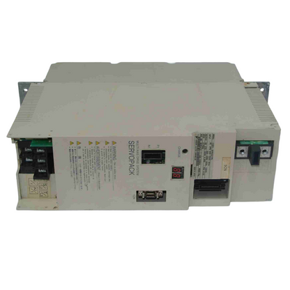 YASKAWA CIMR-MR5E27P5 Servo Drive Input 200-220V