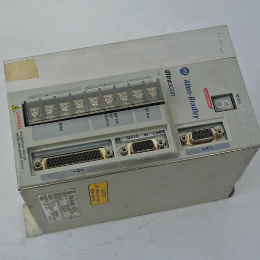 Allen Bradley 2098-DSD-010X Ultra 3000 Servo Drive