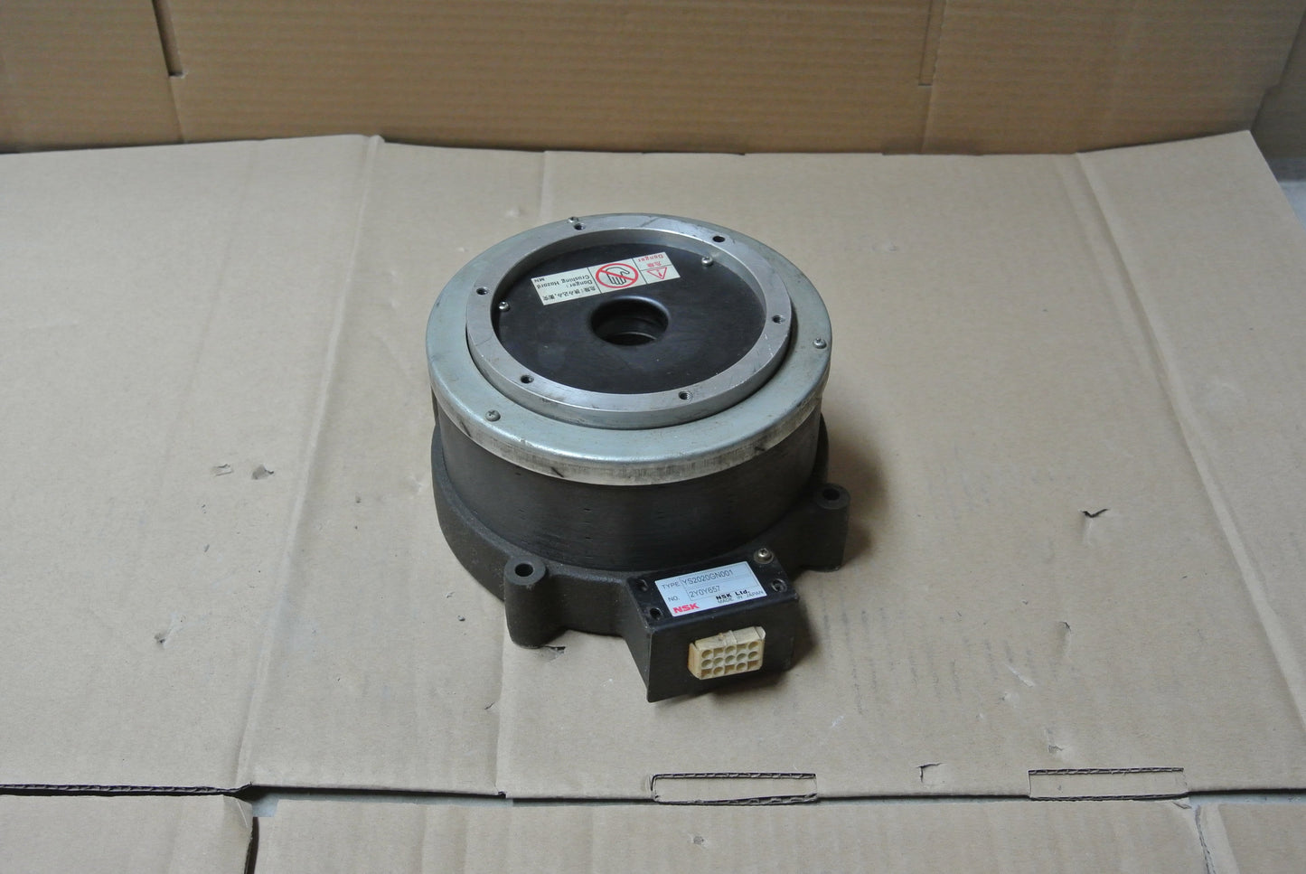 NSK YS2020GN001 Megatorque Servo Motor Series 2Y0Y657 - Pulingma Automation