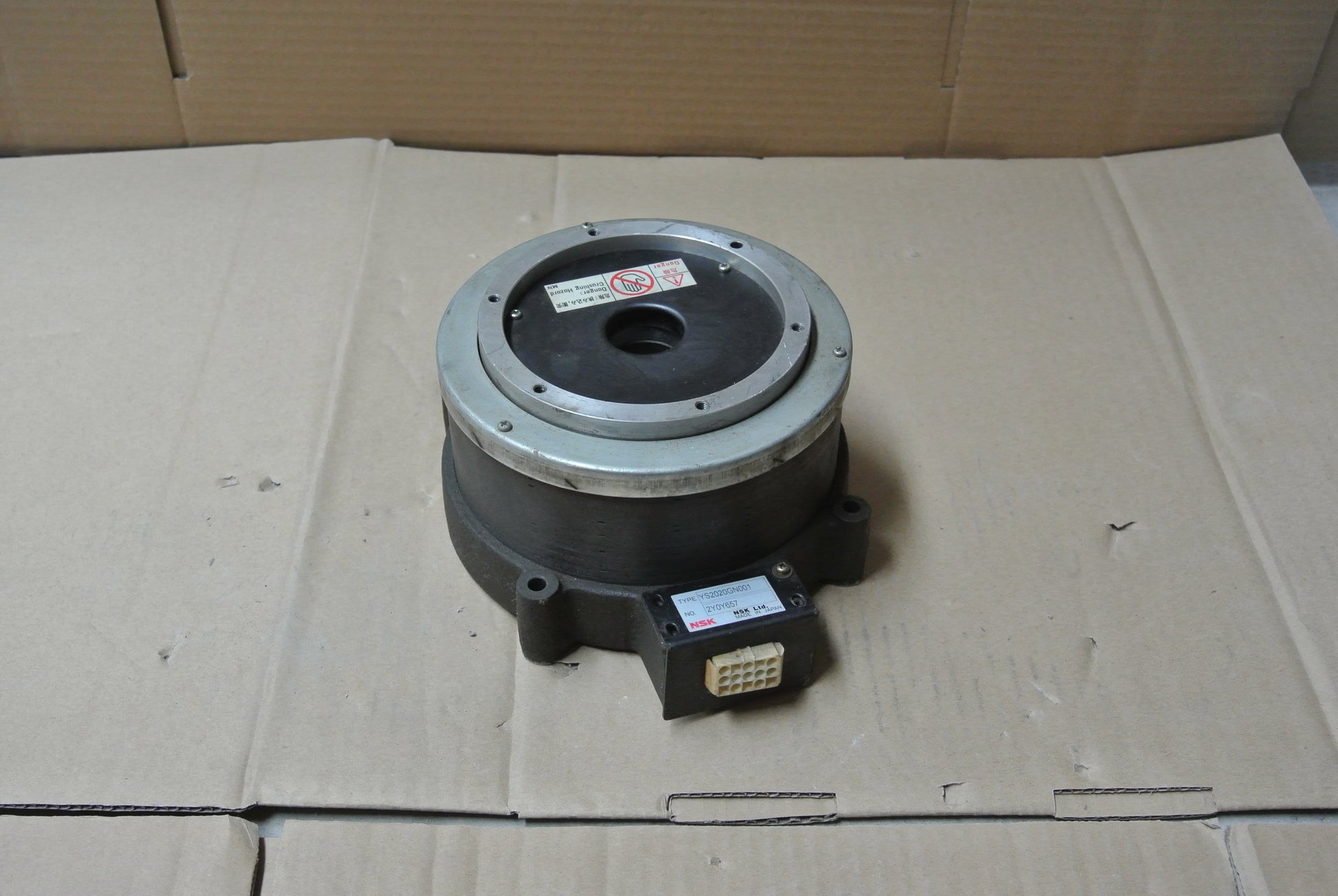 NSK YS2020GN001 Megatorque Servo Motor Series 2Y0Y657 - Pulingma Automation