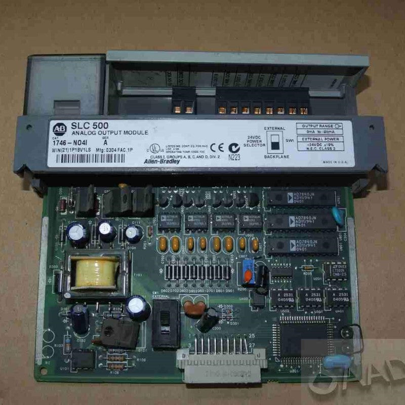 Allen Bradley 1746-N04I Analog Output Module SER. A