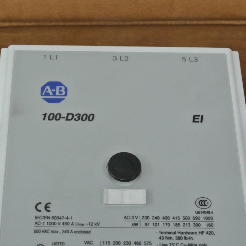 Allen Bradley 100-D300EA11 B AC/380V Contactor