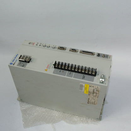 Allen Bradley 2098-DSD-075-SE Ultra 3000 Servo Drive