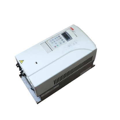 ABB ACS800-01-0025-3+D150+P901  Inverter