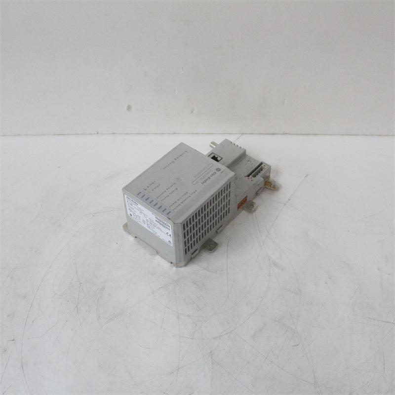 Allen-Bradley 1788-CN2DN Network Linking Device