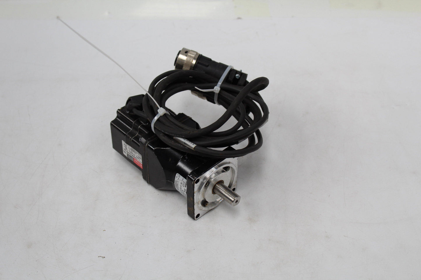 SANYO Denki P30B06010DXS71MG AC Servo Motor 100W - Pulingma Automation