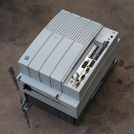 Lenze EVS9330-EML Servo Drive Input 400/480V - Pulingma Automation