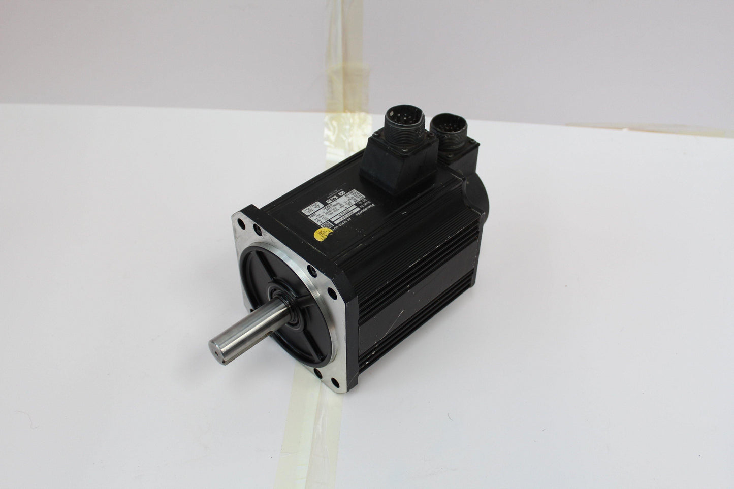 Panasonic MHMA102P1H AC Servo Motor Input 200V 1kW - Pulingma Automation