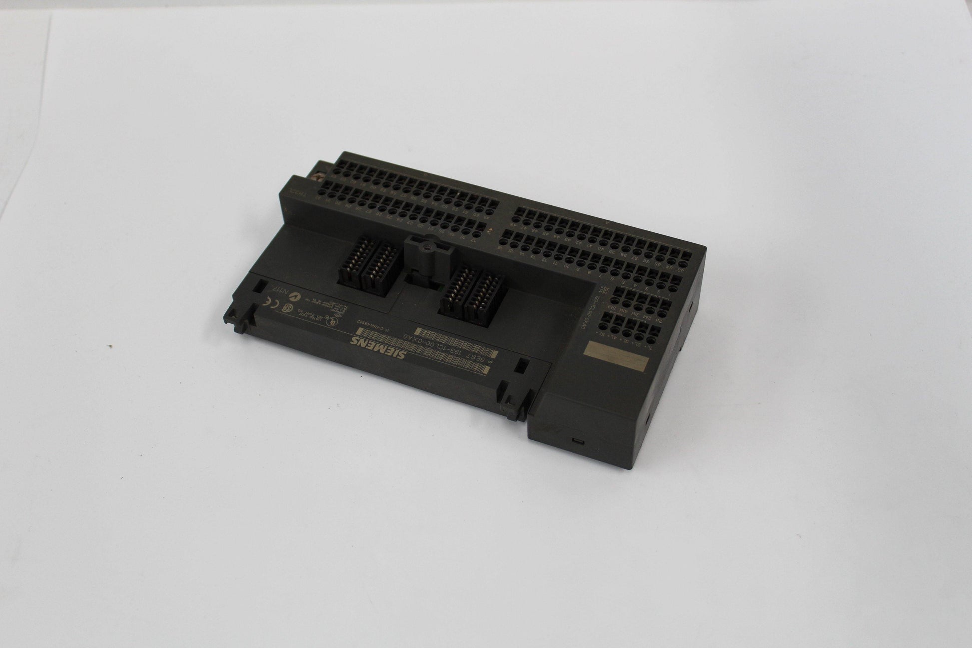 SIEMENS 6ES7193-1CL00-0XA0 TB32L Module Base - Pulingma Automation