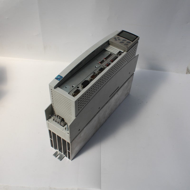 Lenze EVS9321-EP Servo Drive Input 400/480V