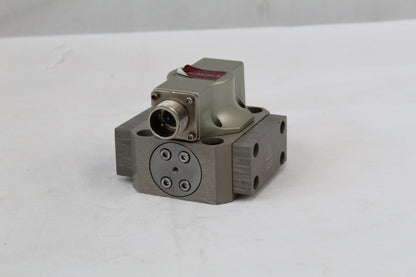 MOOG J761-002 Hydraulic Servo Valve S63JOGB4VPL - Pulingma Automation