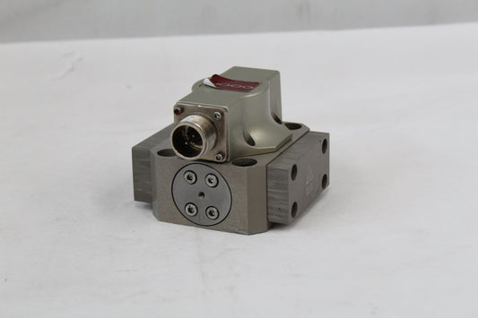 MOOG J761-002 Hydraulic Servo Valve S63JOGB4VPL - Pulingma Automation