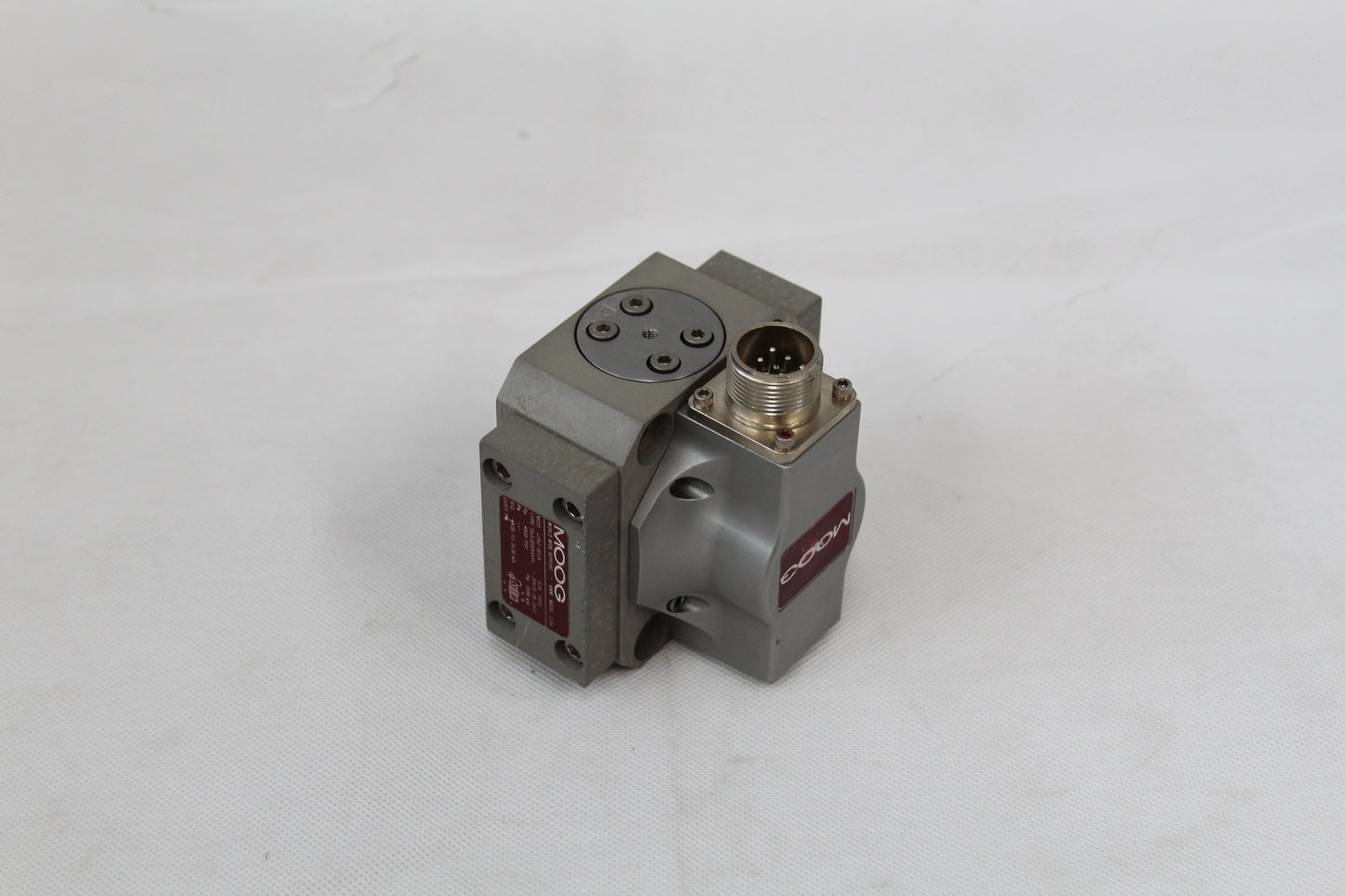 MOOG J761-001A Hydraulic Servo Valve S63JOGA4VPL - Pulingma Automation