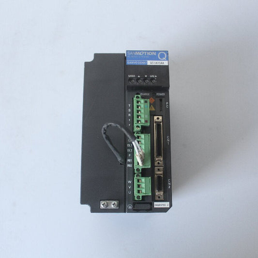 SANYO QS1A05AA04G01P00 Servo Driver