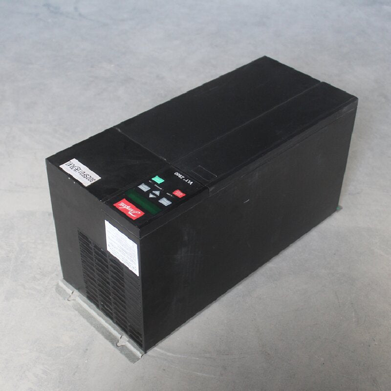 Danfoss VLT2882PT4B20STR0DBF00A00C1 Inverter 178B5035