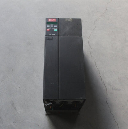 Danfoss VLT2880PT4B20STR0D0_F_A_ Inverter 195N2865