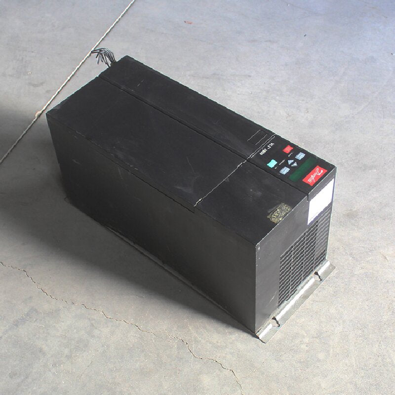 Danfoss VLT2880PT4B20STR0D0_F_A_ Inverter 195N2865