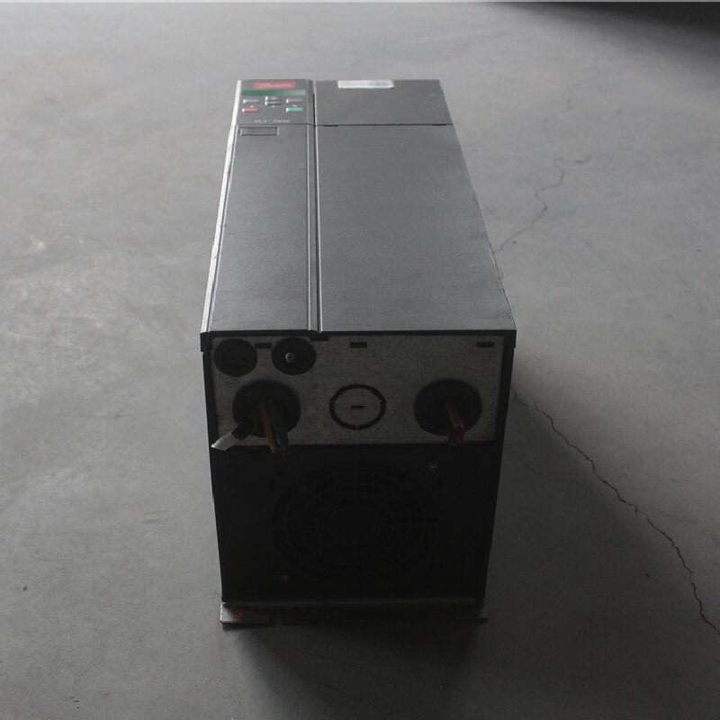 Danfoss VLT2881PT4B20STR0D0_F_A_ Inverter 195N5869
