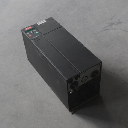 Danfoss VLT2881PT4B20STR0D0_F_A_ Inverter 195N5869