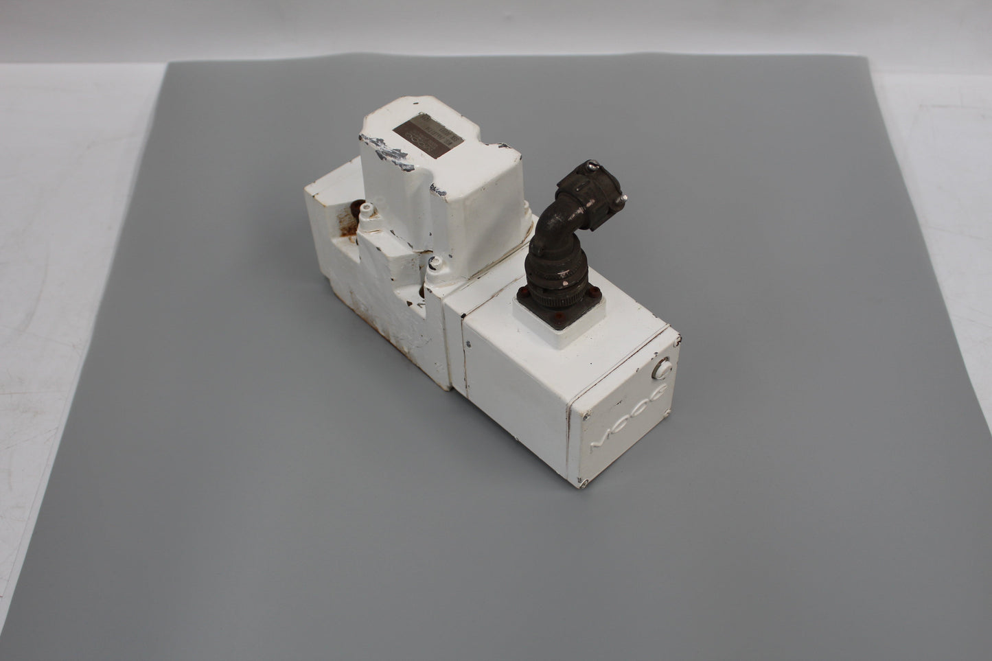 MOOG J661B173A Hydraulic Servo Valve - Pulingma Automation