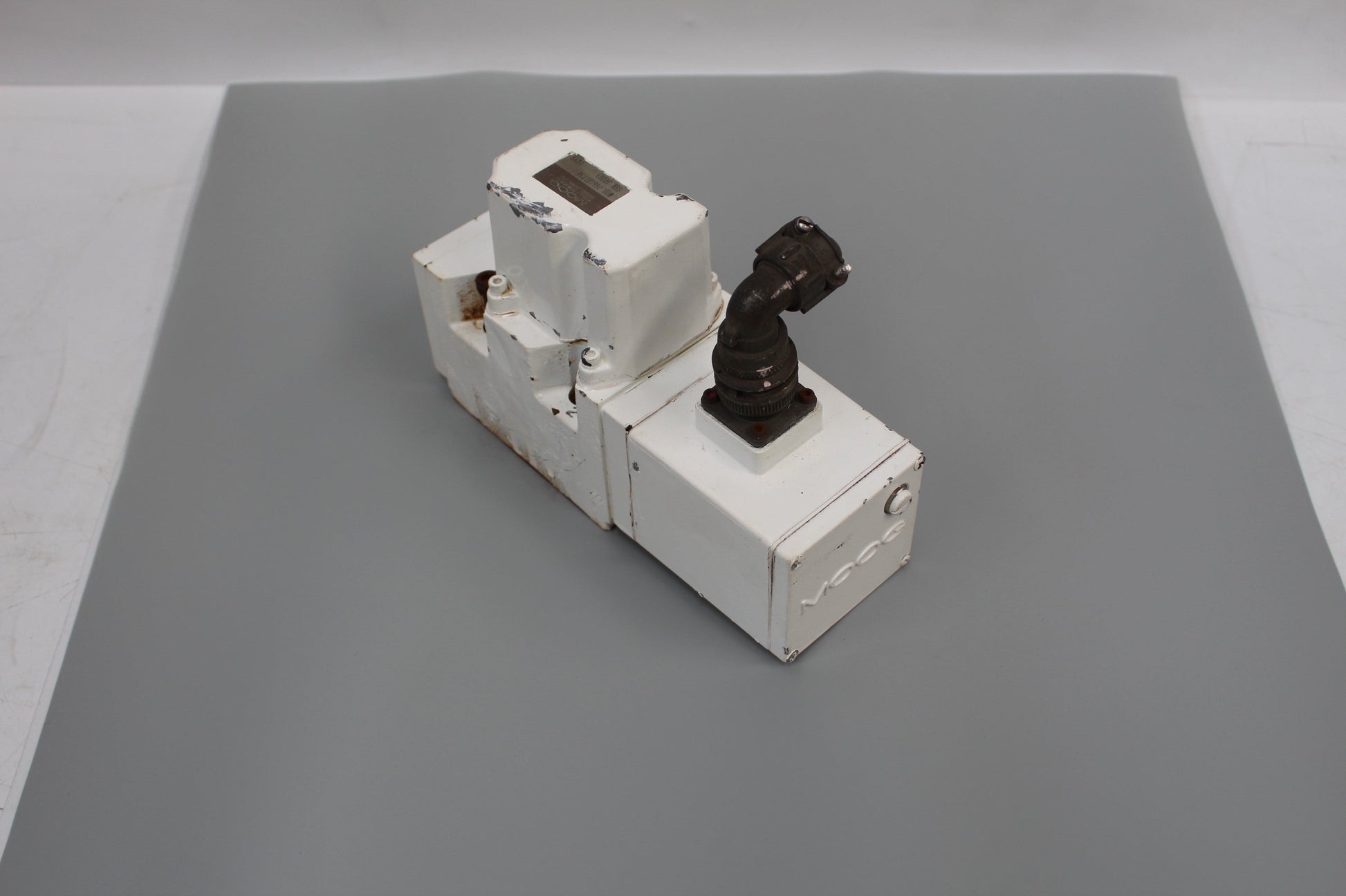 MOOG J661B173A Hydraulic Servo Valve - Pulingma Automation