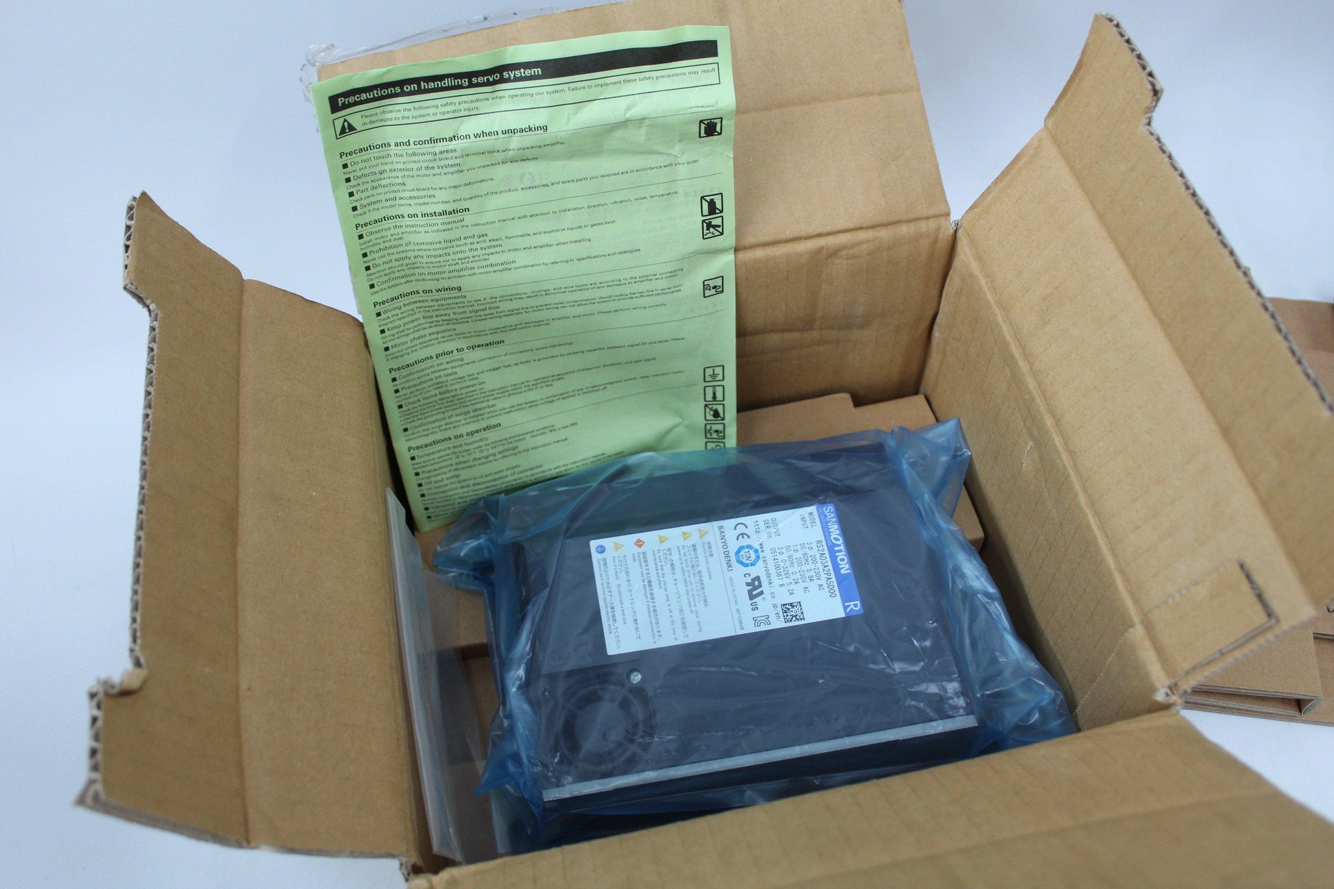 SANYO Denki RS2A03A2PA5D00 AC Servo Drive New In Box - Pulingma Automation