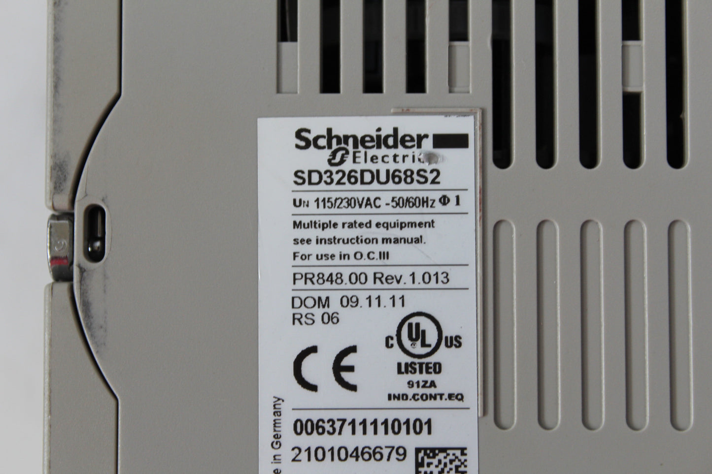 Schneider SD326DU68S2 Inverter 115/230VAC 50/60Hz - Pulingma Automation