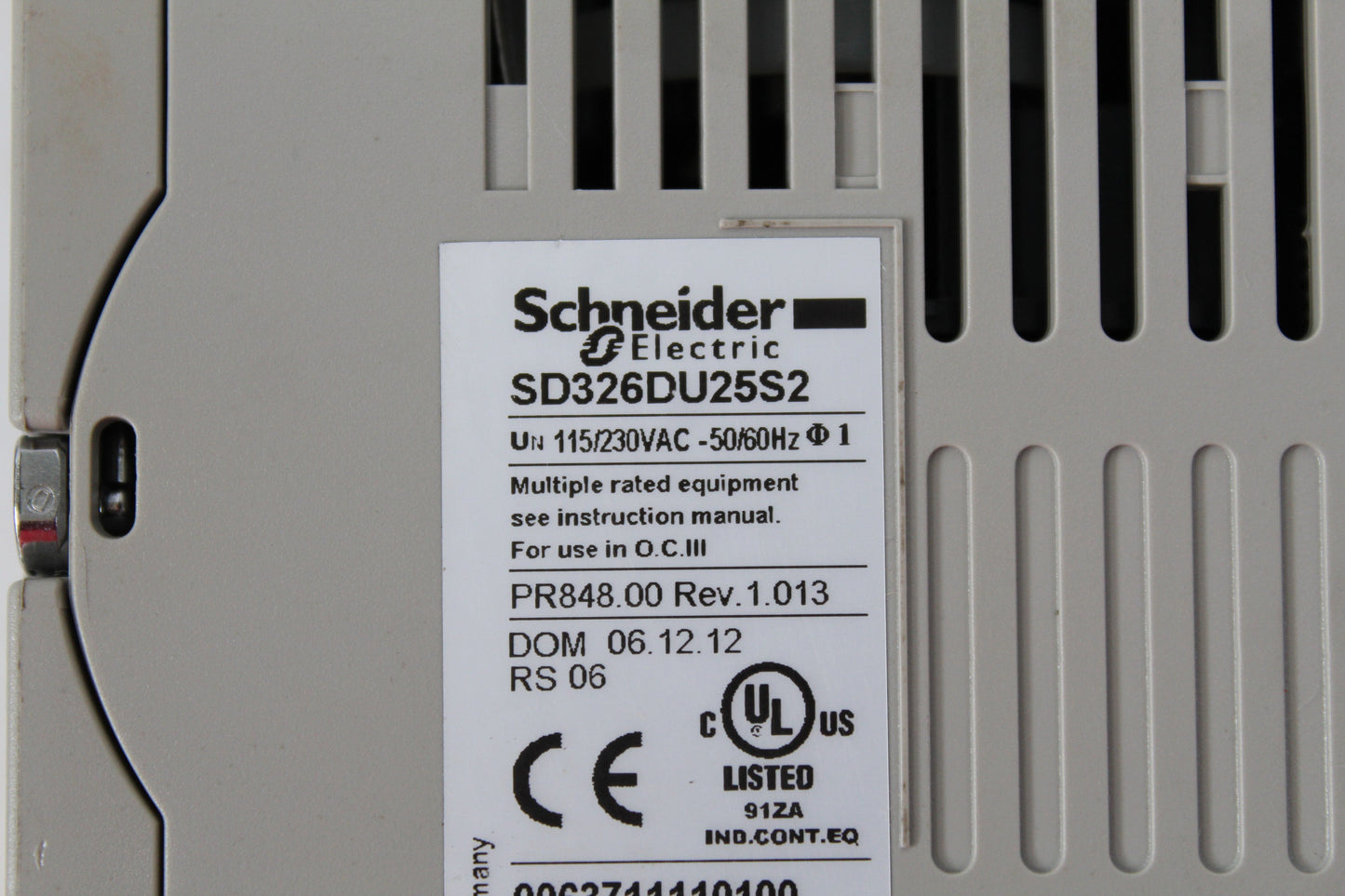 Schneider SD326DU25S2 Servo Drive 115/230VAC 50/60Hz - Pulingma Automation