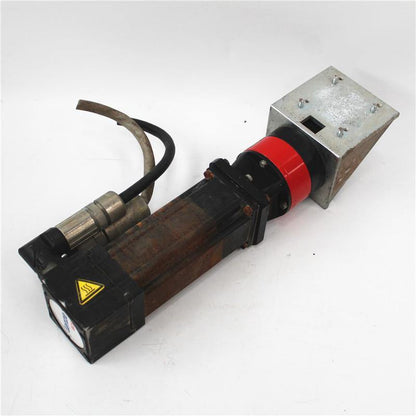 Used Lenze Servo Drive EVS9322-EP Motor MCS 06I41-RS0B0-B11N-ST5S00N-R0SU - Pulingma Automation