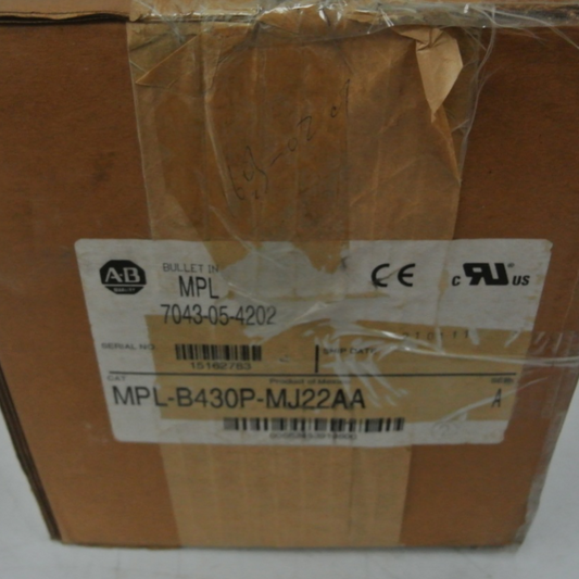 Allen Bradley  MPL-B430P-MJ22AA  AC Servo Motor 2.4kW