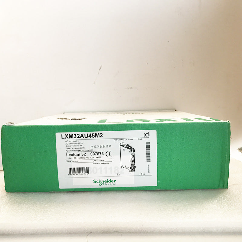 Schneider Electric LXM32MU45M2 Lexium 32 Servo Drive