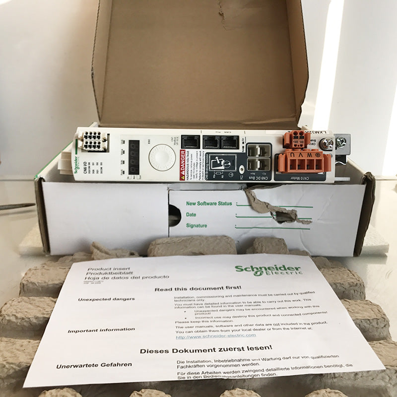 Schneider Electric LXM32SU45M2 Lexium 32 Servo Drive