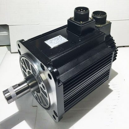 Yaskawa SGMG-13A2AB Servo Motor