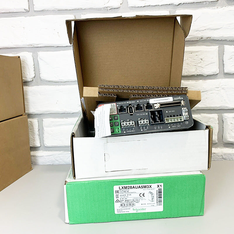 Schneider Electric LXM28AUA5M3X Lexium 28 Servo Drive