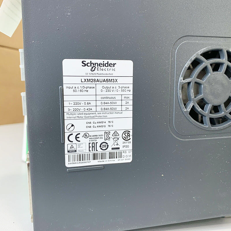 Schneider Electric LXM28AUA5M3X Lexium 28 Servo Drive