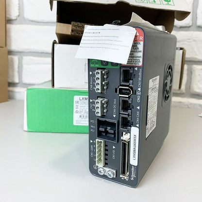 Schneider Electric LXM28AUA5M3X Lexium 28 Servo Drive