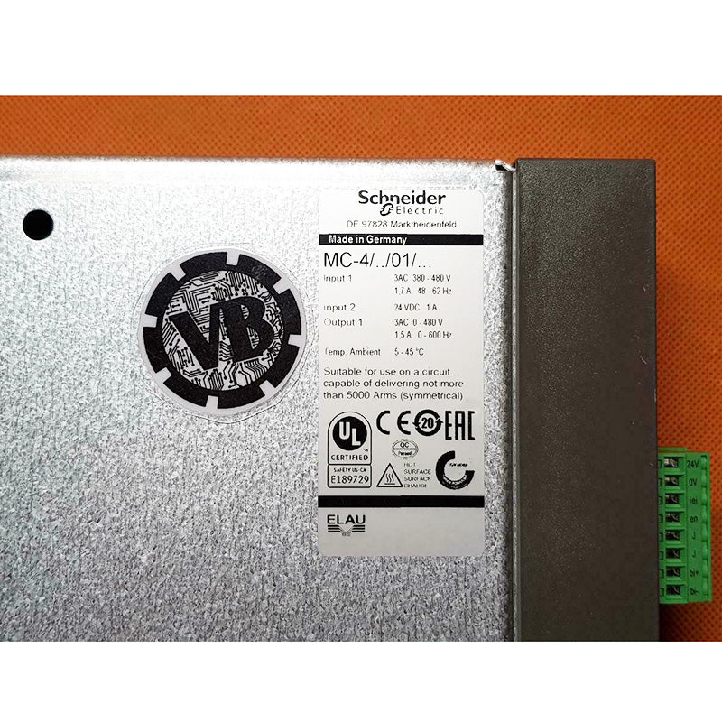 Schneider Electric VDM01U15AA00 PacDrive/Servo Drive